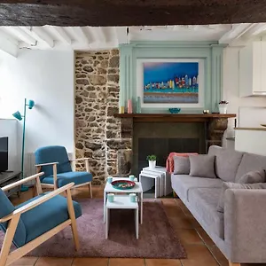  Hébergement de vacances Le Doris - Maison De A Saint-servan